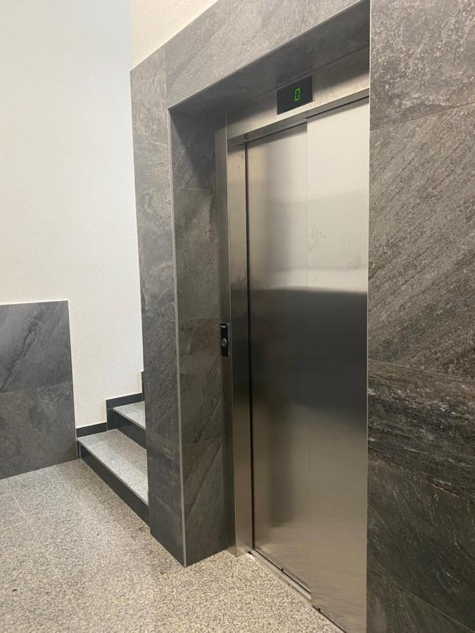 דירות באניה לוקה Iskra מראה חיצוני תמונה